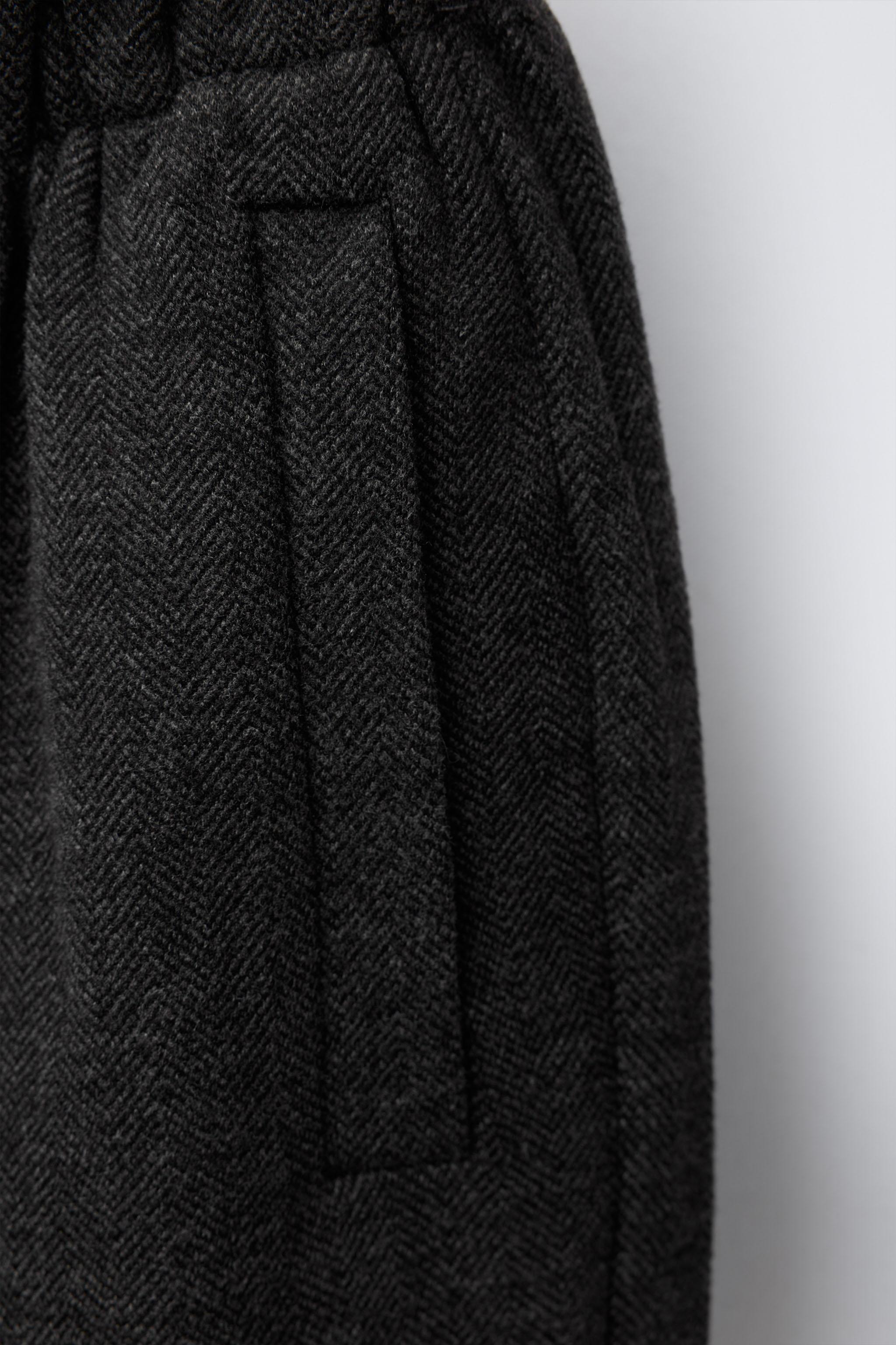 PANTALON LARGE À CHEVRONS